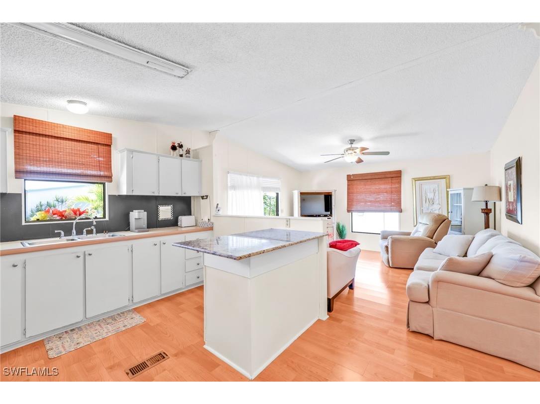 41 Oceans Boulevard #41 Naples FL 34104 225029450 image1