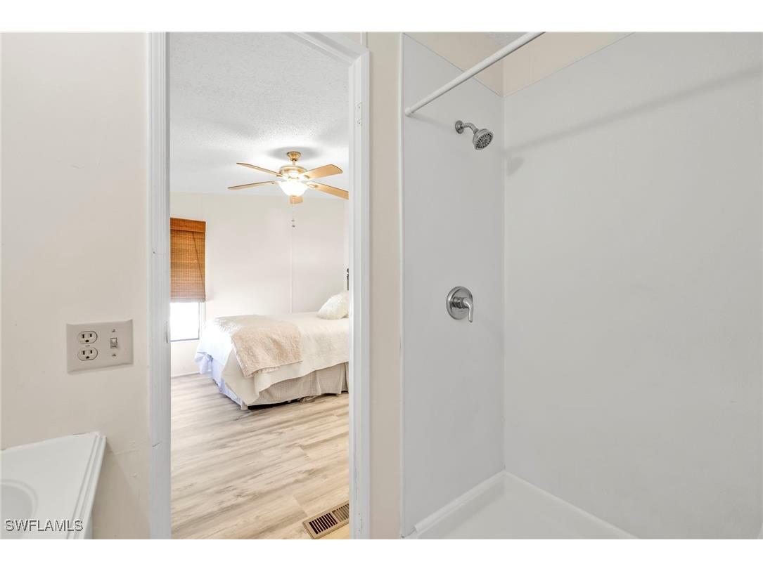 41 Oceans Boulevard #41 Naples FL 34104 225029450 image17