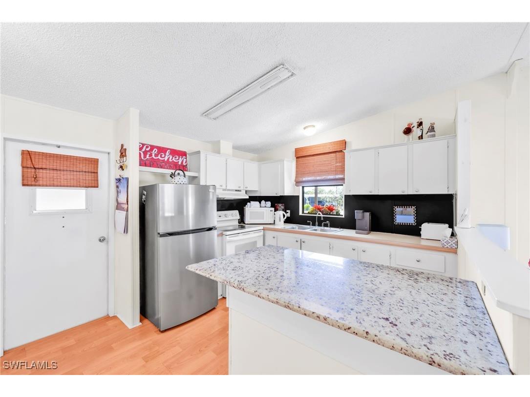 41 Oceans Boulevard #41 Naples FL 34104 225029450 image2
