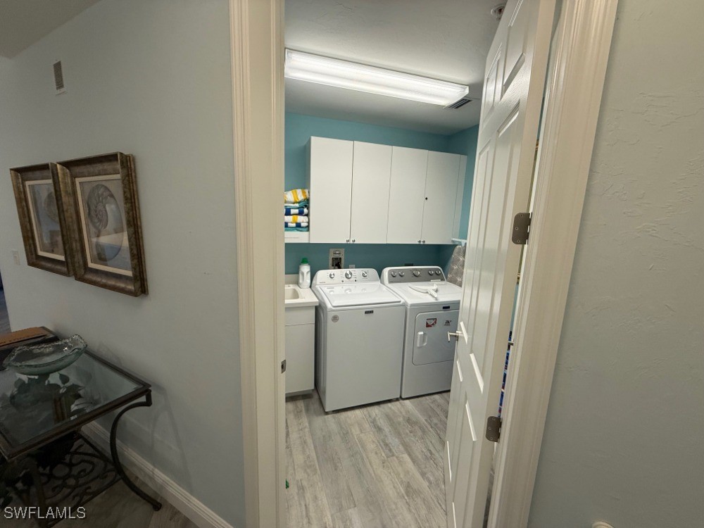 410 Flagship Drive #305 Naples FL 34108 225005220 image15