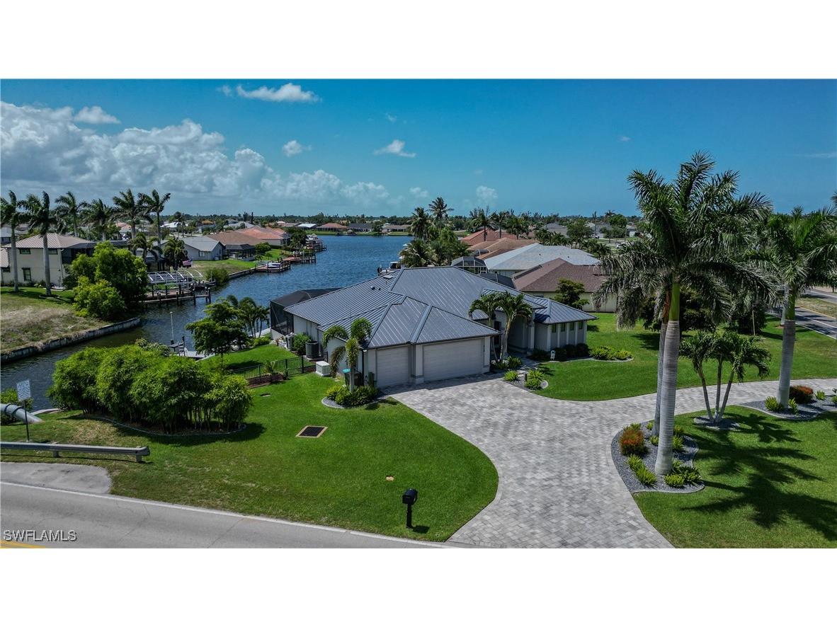 410 SE 26th Terrace Cape Coral FL 33904 225049181 image1