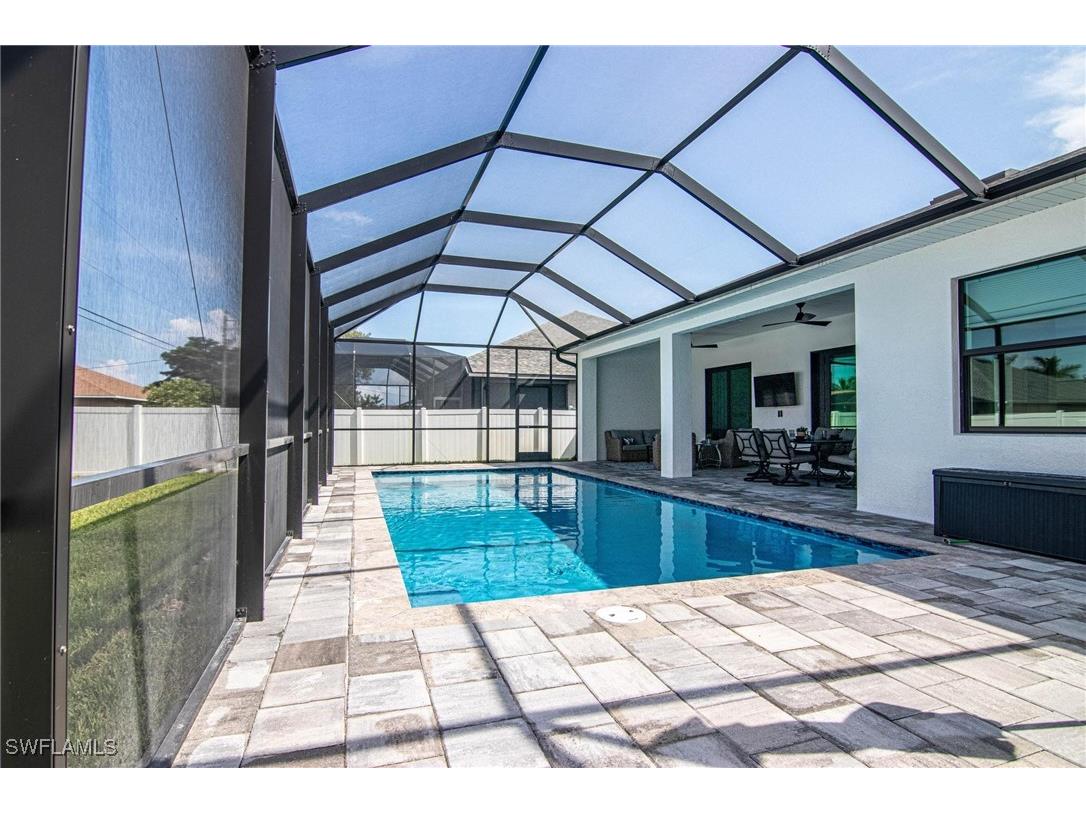 4104 SW 16th Place Cape Coral FL 33914 224083825 image1