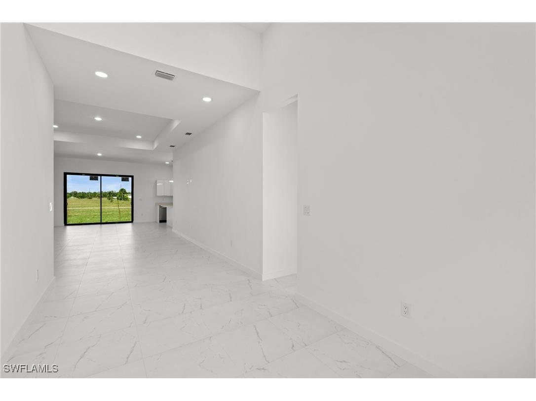 4105 NW 38th Terrace Cape Coral FL 33993 225029840 image3