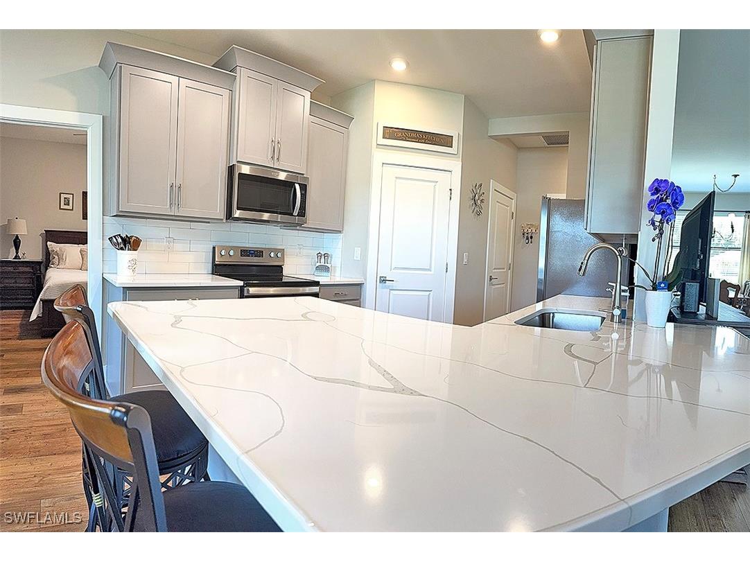 411 SW 19th Terrace Cape Coral FL 33991 225028676 image9