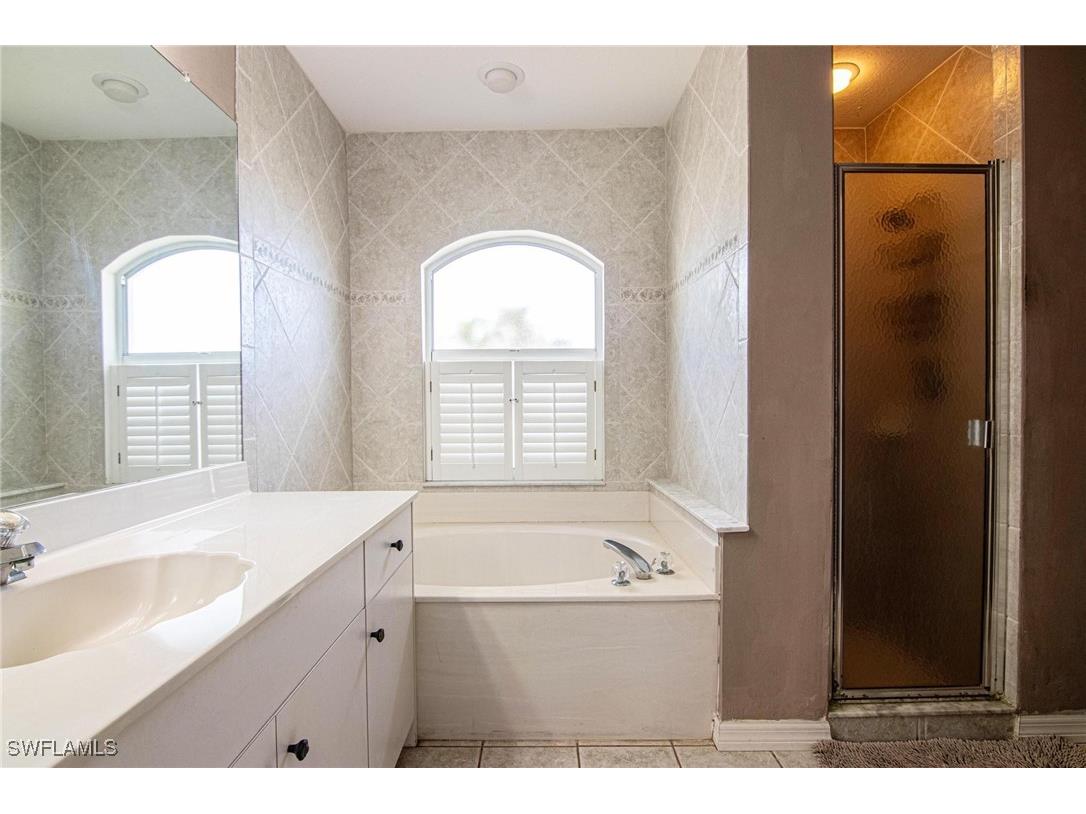 4112 NW 36th Lane Cape Coral FL 33993 223091478 image16