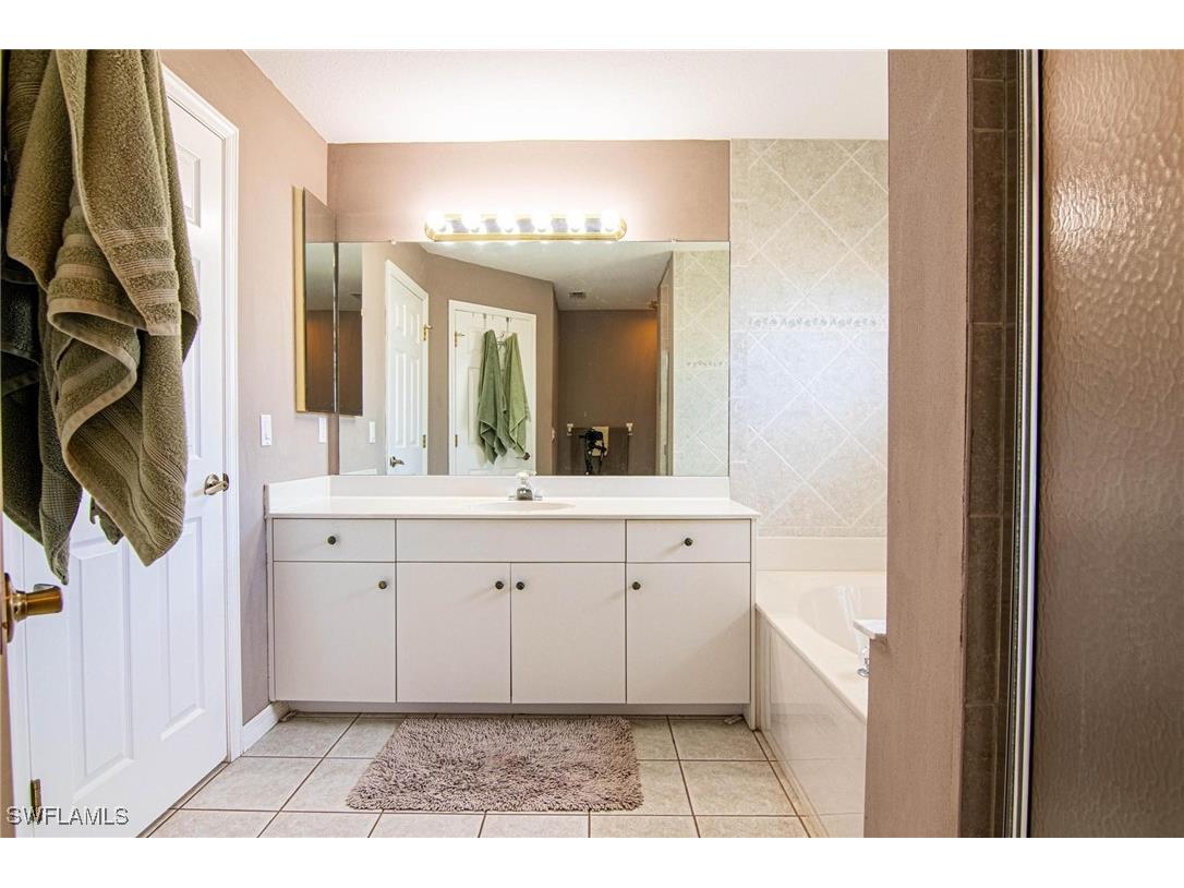 4112 NW 36th Lane Cape Coral FL 33993 223091478 image17