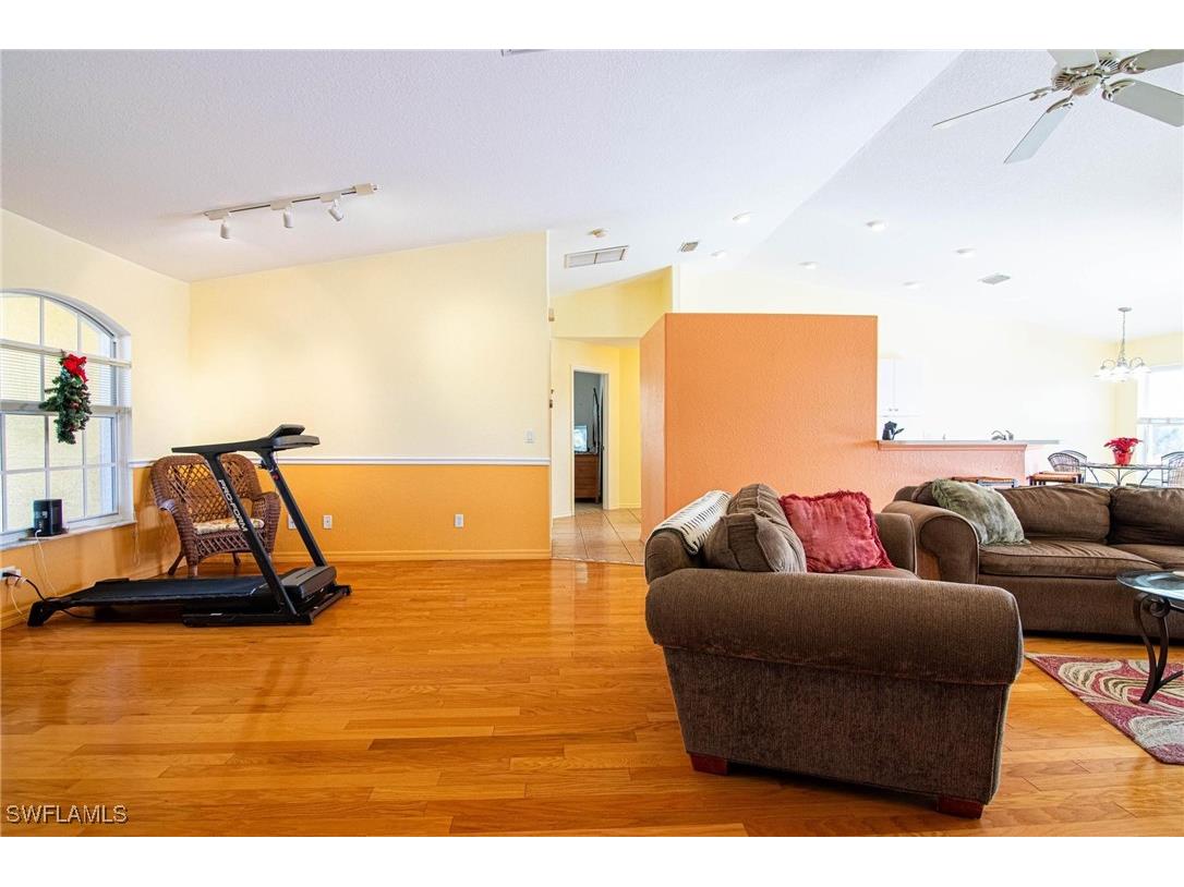 4112 NW 36th Lane Cape Coral FL 33993 223091478 image18