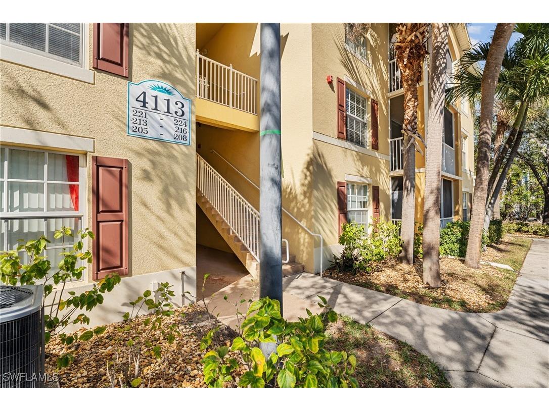 4113 Residence Drive #206 Fort Myers FL 33901 225015192 image3