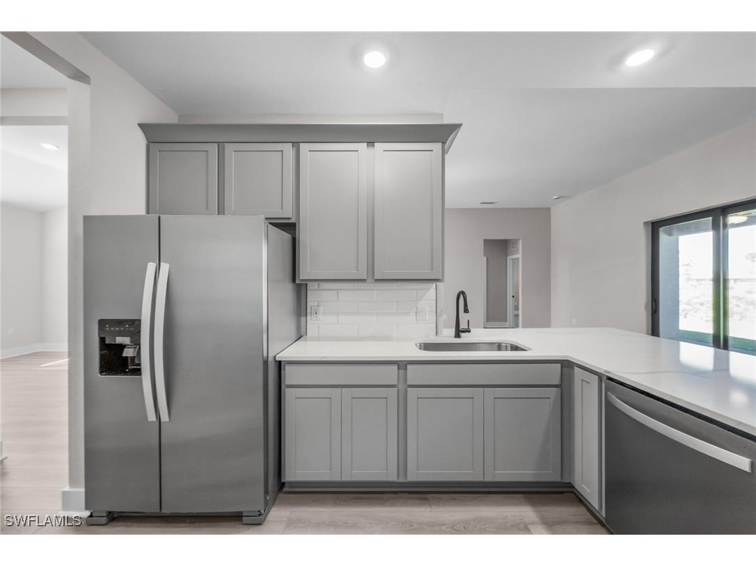 4113 SW 8th Court Cape Coral FL 33914 225000487 image5