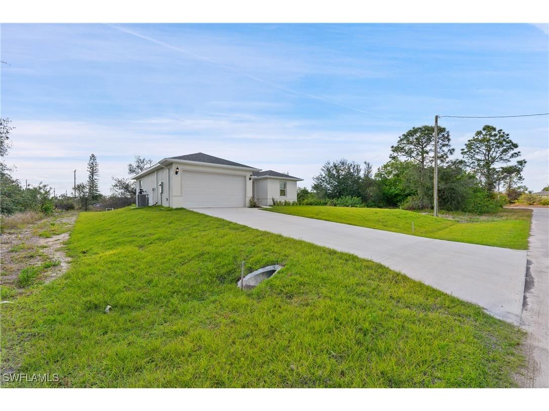 412 Wickham Avenue S Lehigh Acres FL 33974 224104827 image5