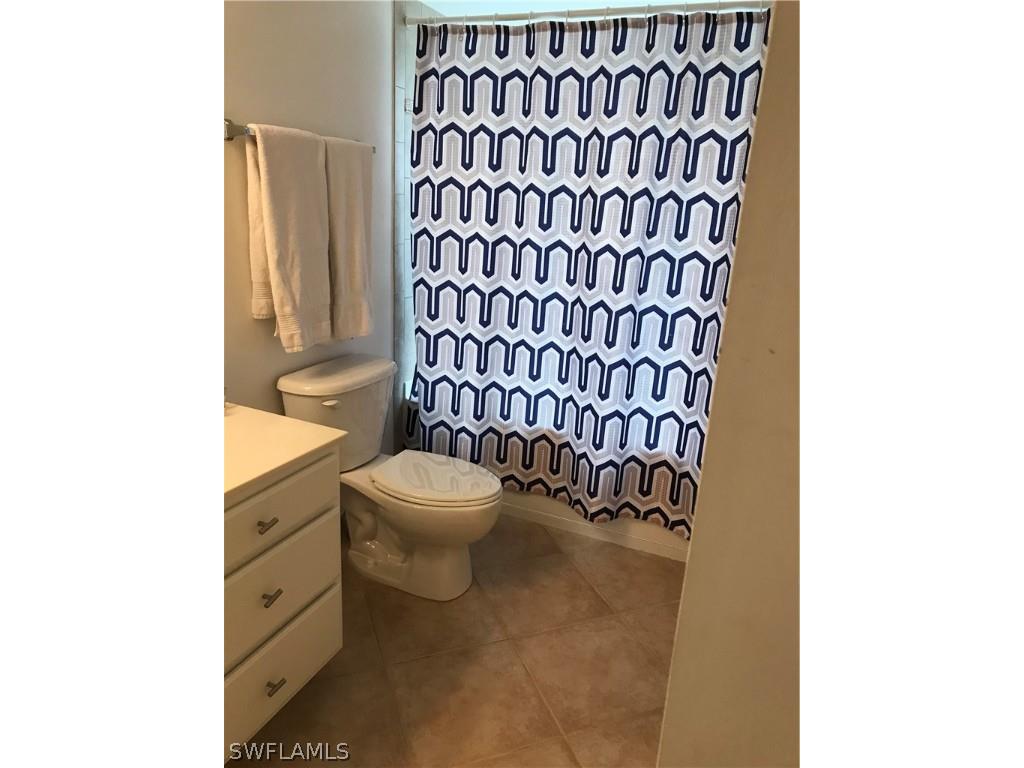 4122 Residence Drive #102 Fort Myers FL 33901 224052121 image7