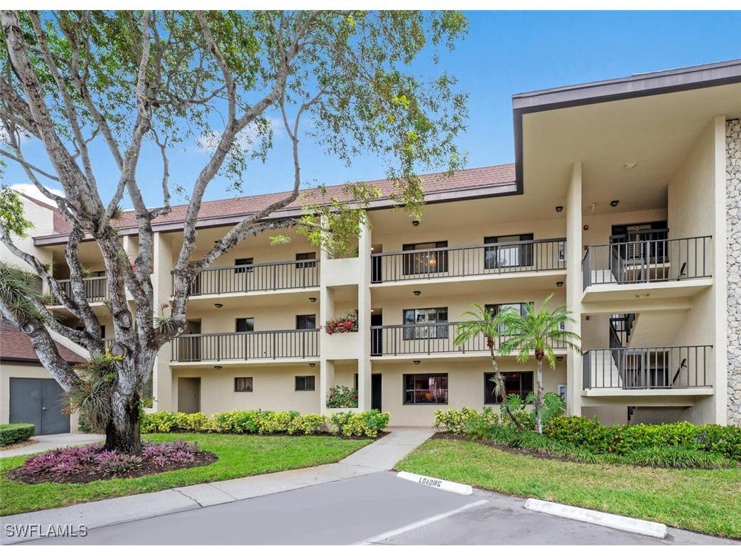 415 Augusta Boulevard #311 Naples FL 34113 225008685 image1