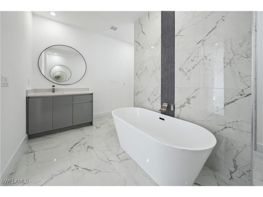 418 NE 31st Terrace Cape Coral FL 33909 225049564 image11