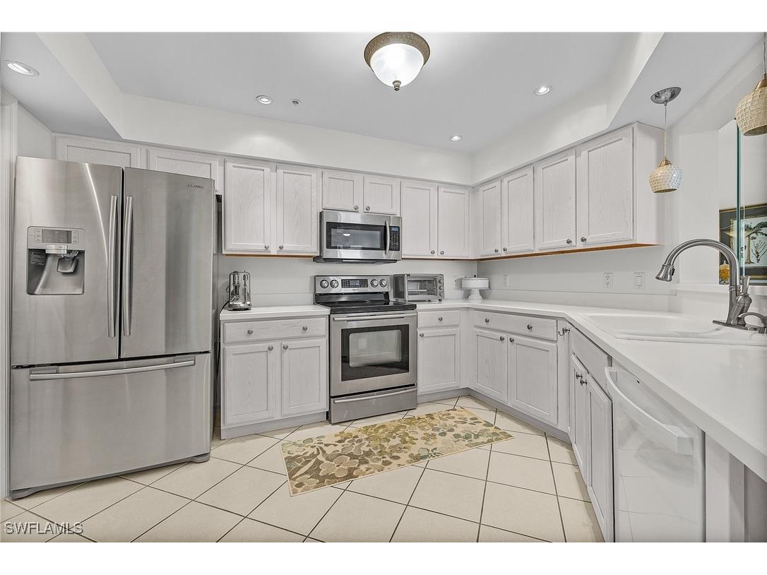 4183 Bay Beach Lane #362 Fort Myers Beach FL 33931 225016289 image5