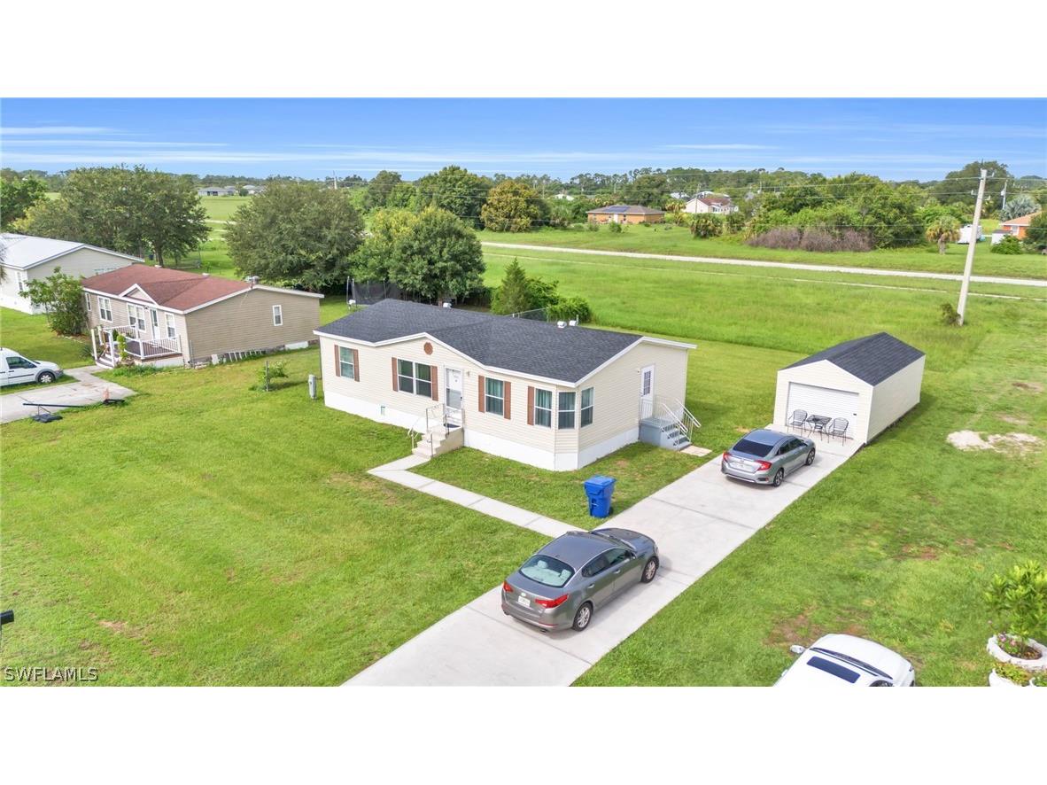 4185 Tanglewood Lane Labelle FL 33935 224058115 image1