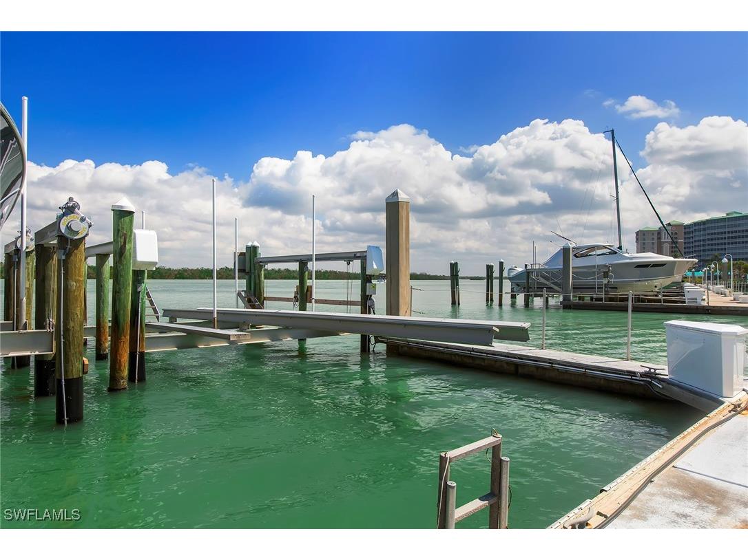 4199-14 Bay Beach Lane Fort Myers Beach FL 33931 225029105 image1