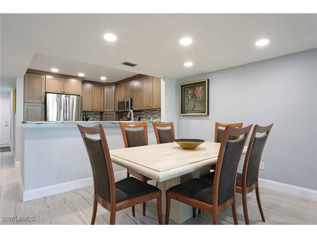 4200 Belair Lane #114 Naples FL 34103 225047392 image5