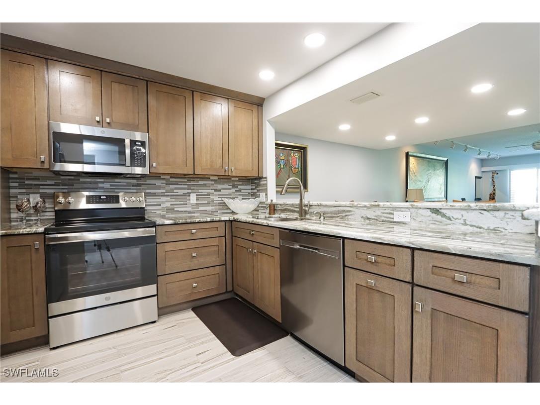 4200 Belair Lane #114 Naples FL 34103 225047392 image7