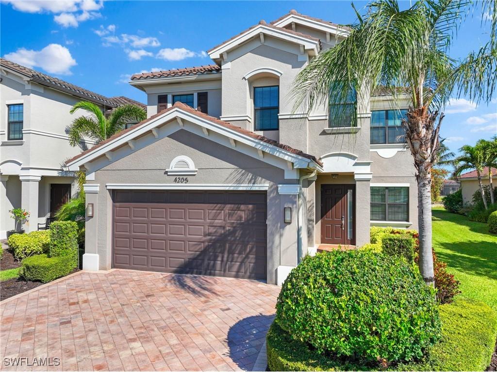 4205 Amelia Way Naples FL 34119 225024302 image1