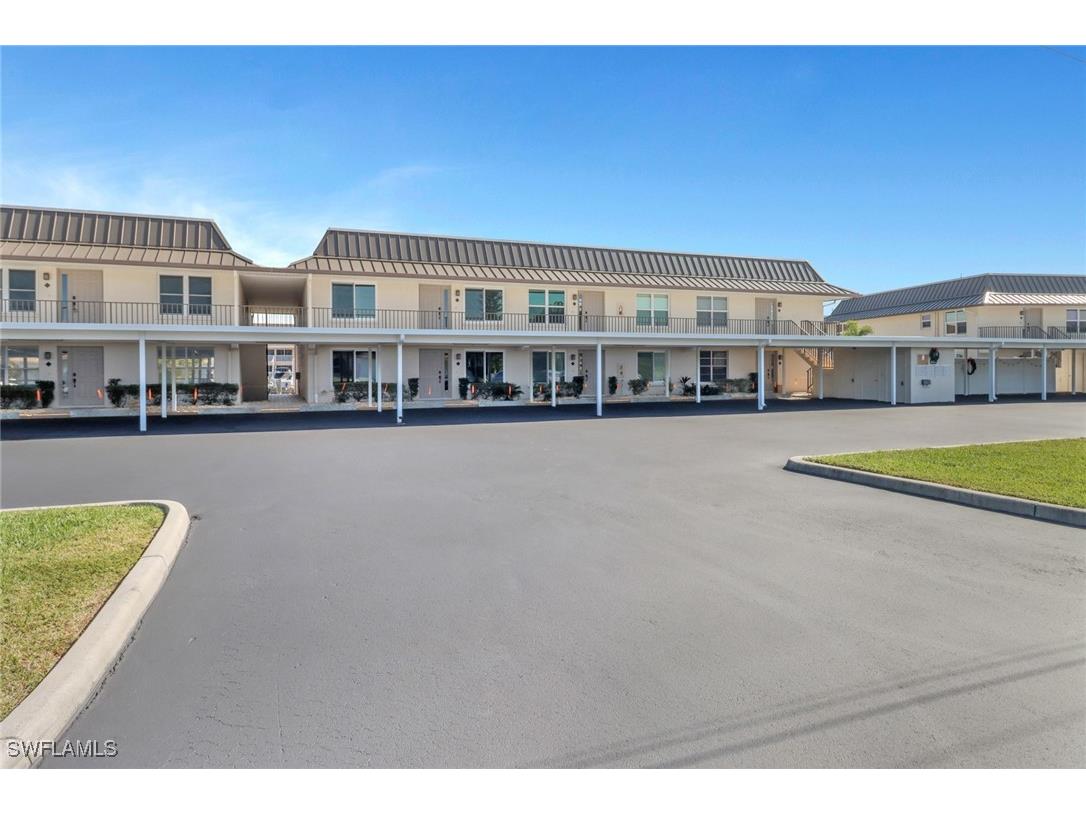 4211 SE 19th Place #1D Cape Coral FL 33904 225001235 image1