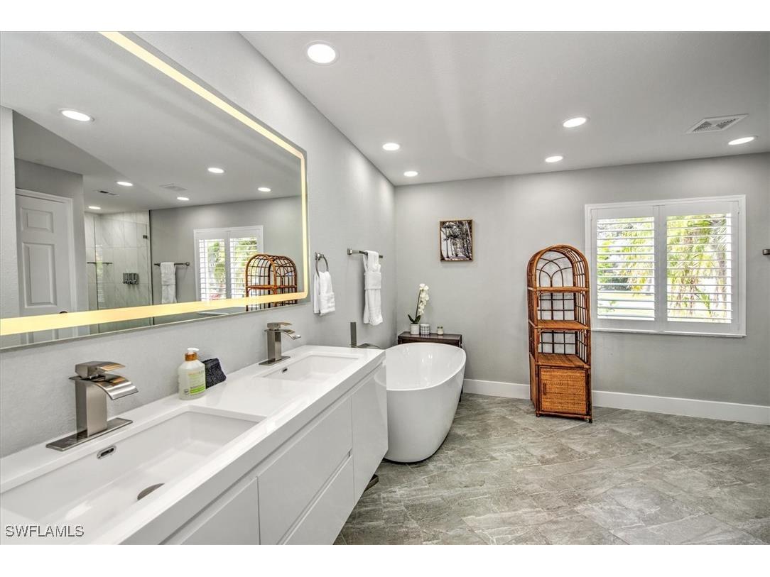 4225 SW 2nd Avenue Cape Coral FL 33914 225012163 image14