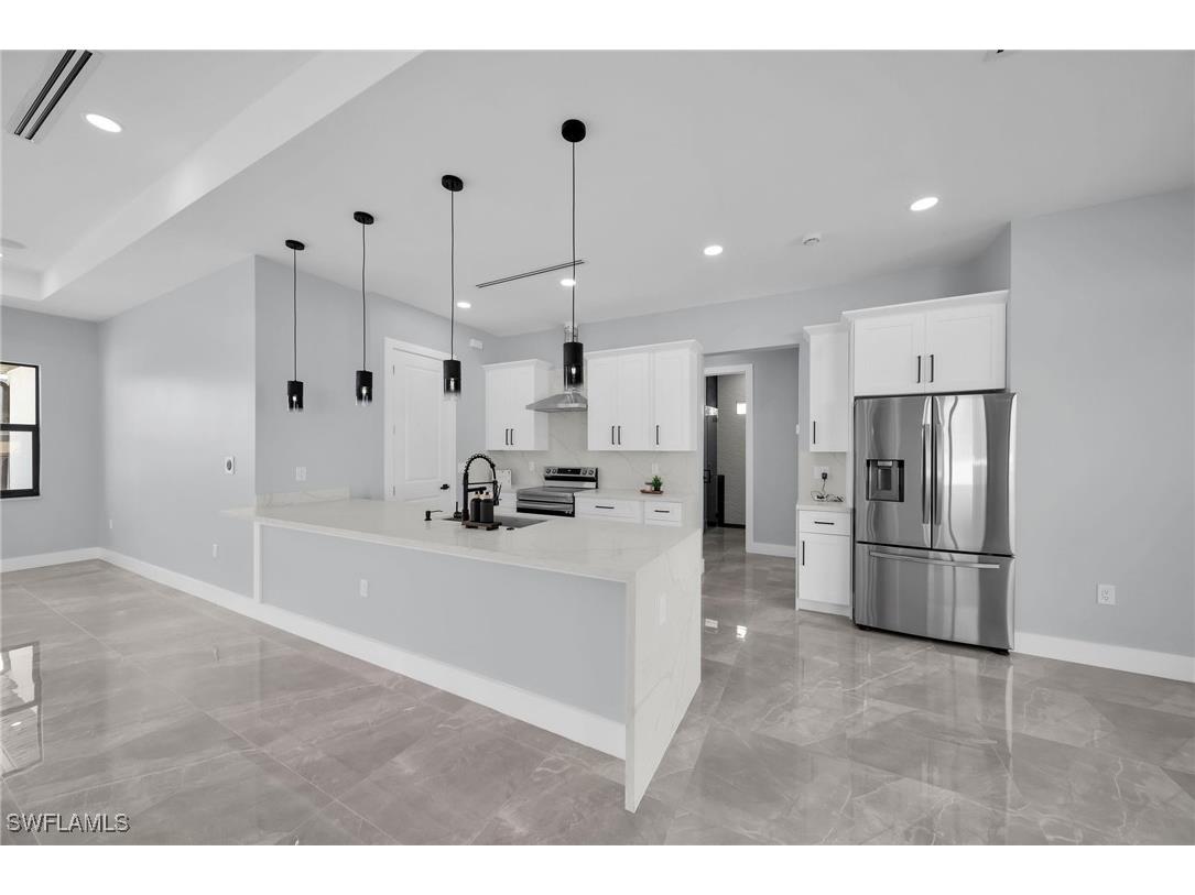 423 NW 6th Terrace Cape Coral FL 33993 225007007 image11