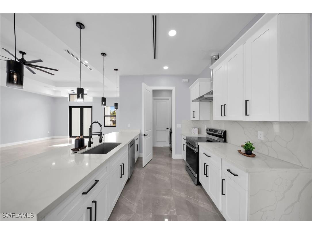 423 NW 6th Terrace Cape Coral FL 33993 225007007 image12