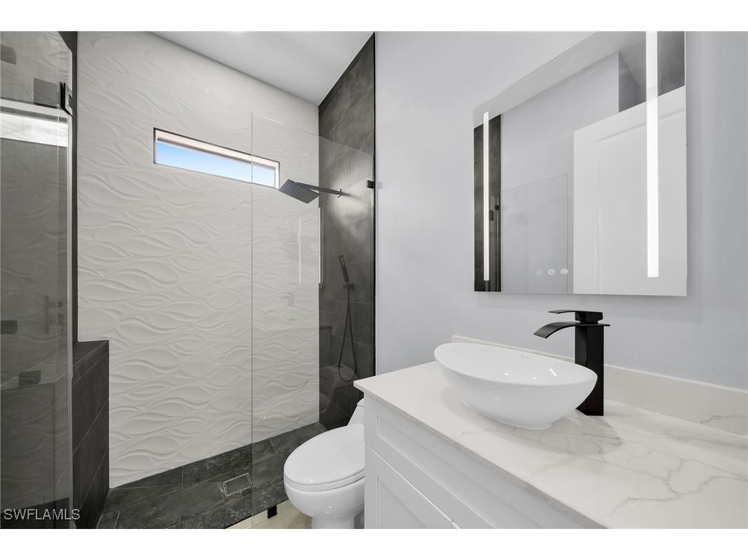 423 NW 6th Terrace Cape Coral FL 33993 225007007 image16