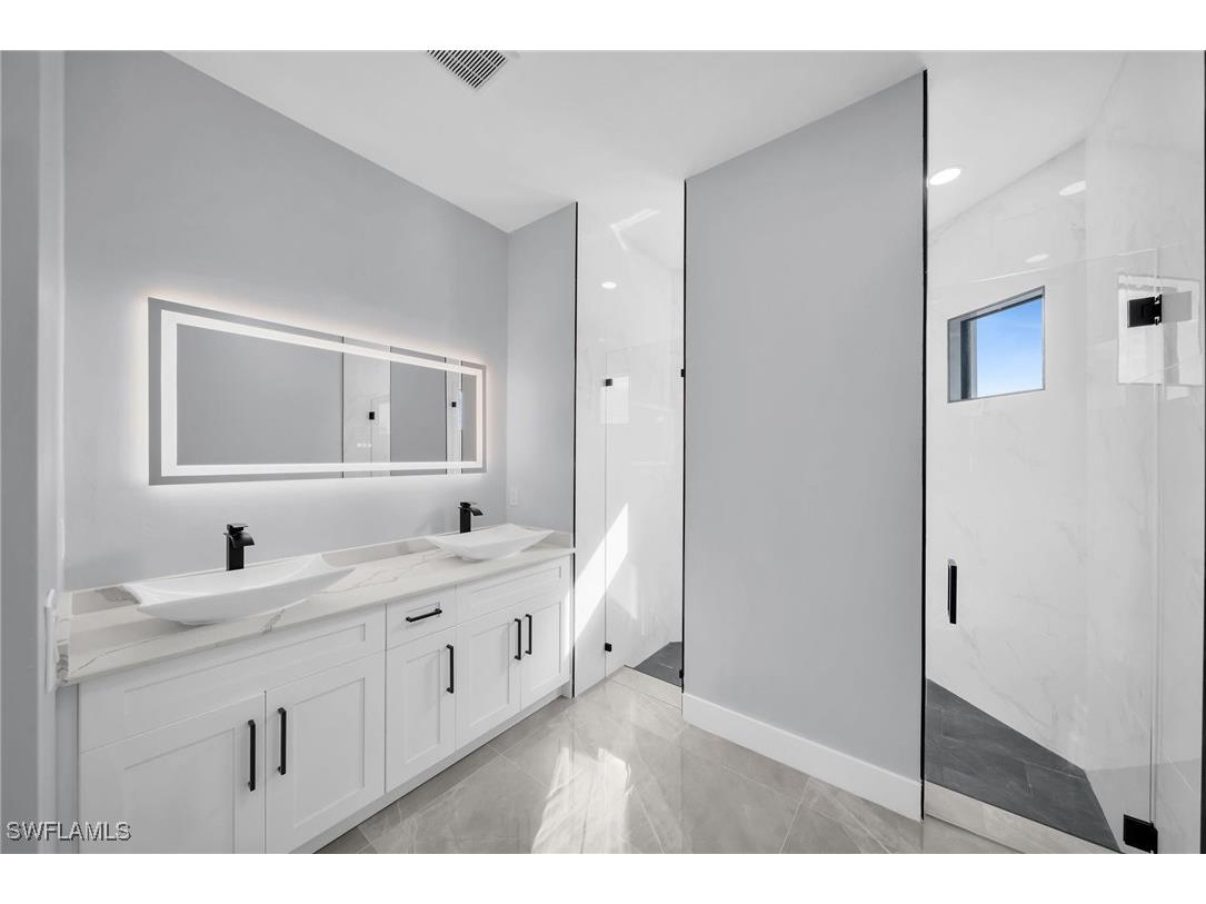 423 NW 6th Terrace Cape Coral FL 33993 225007007 image21