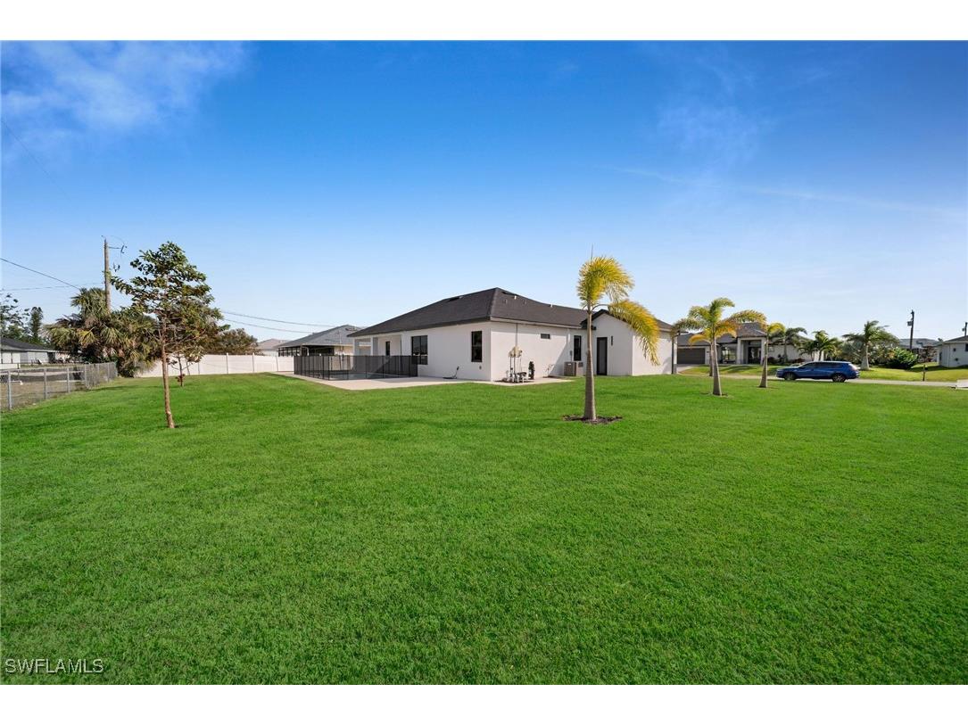 423 NW 6th Terrace Cape Coral FL 33993 225007007 image25