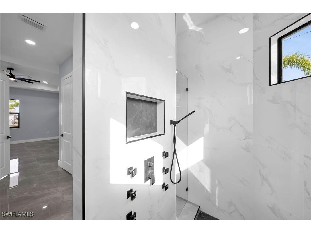 423 NW 6th Terrace Cape Coral FL 33993 225007007 image35