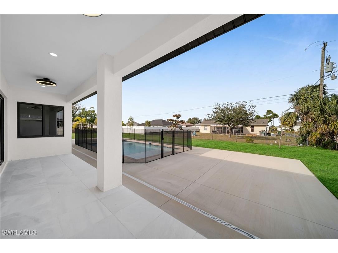 423 NW 6th Terrace Cape Coral FL 33993 225007007 image37