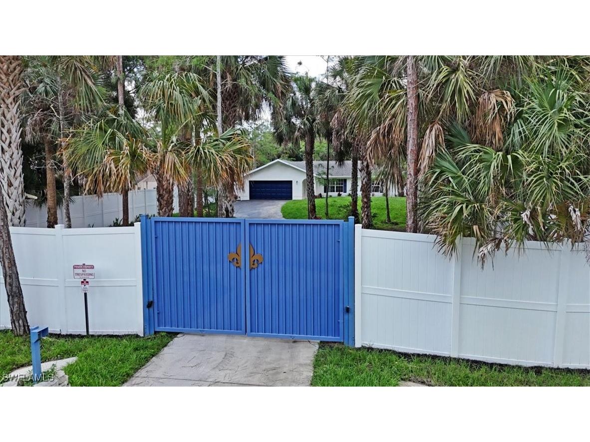 4230 11th Avenue SW Naples FL 34116 225047127 image1