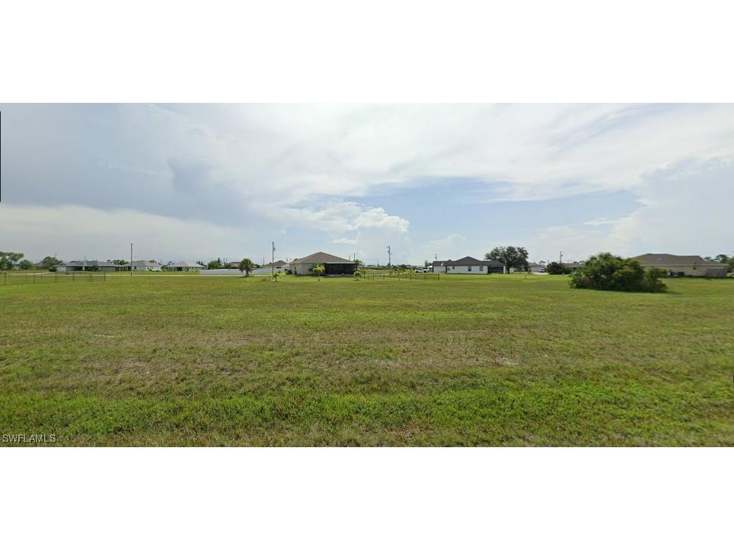 4230 E Gator Circle Cape Coral FL 33909 224103620 image1