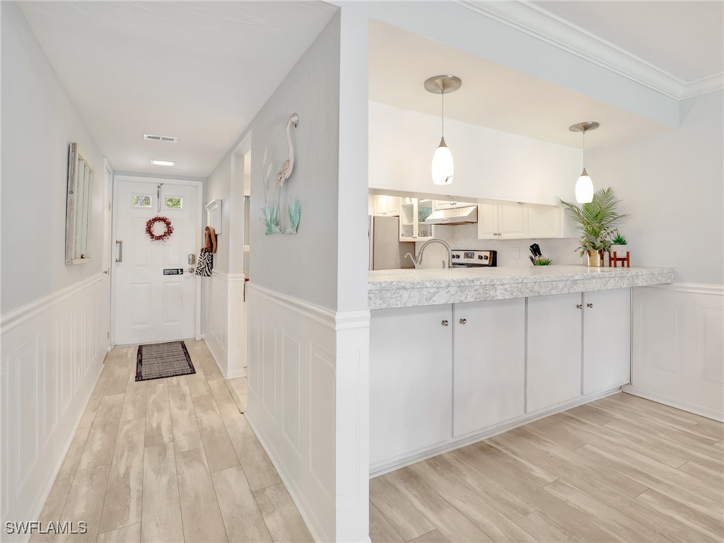 4230 Jack Frost Court #7 Naples FL 34112 225038167 image11