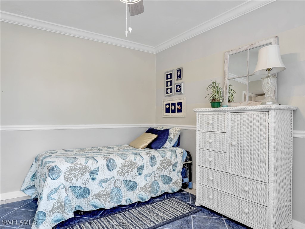 4230 Jack Frost Court #7 Naples FL 34112 225038167 image20