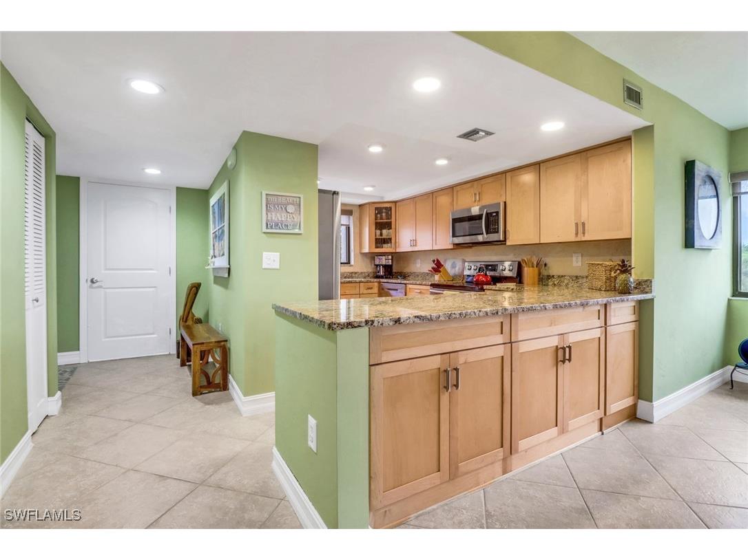 4240 Steamboat Bend #301 Fort Myers FL 33919 225038857 image11