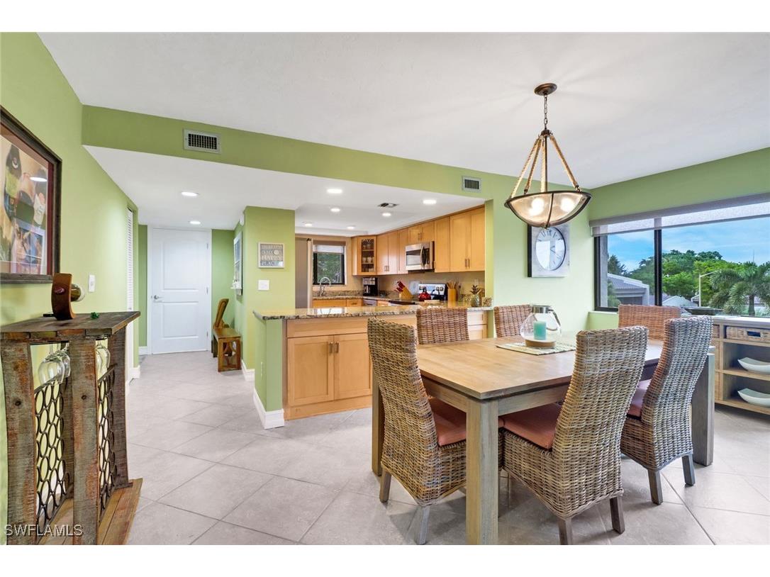 4240 Steamboat Bend #301 Fort Myers FL 33919 225038857 image2