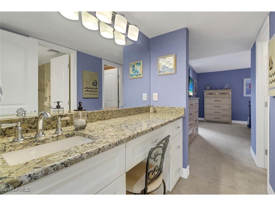 4240 Steamboat Bend #301 Fort Myers FL 33919 225038857 image9