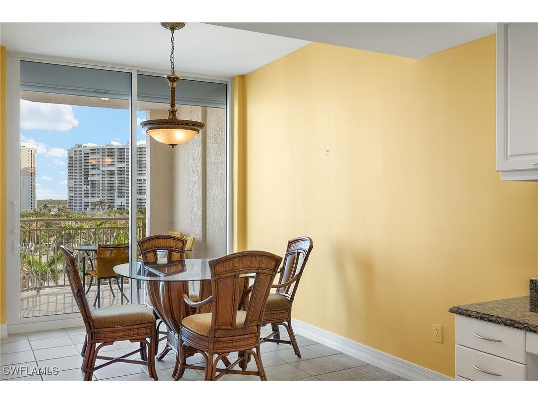 425 Dockside Drive #703 Naples FL 34110 225031838 image18