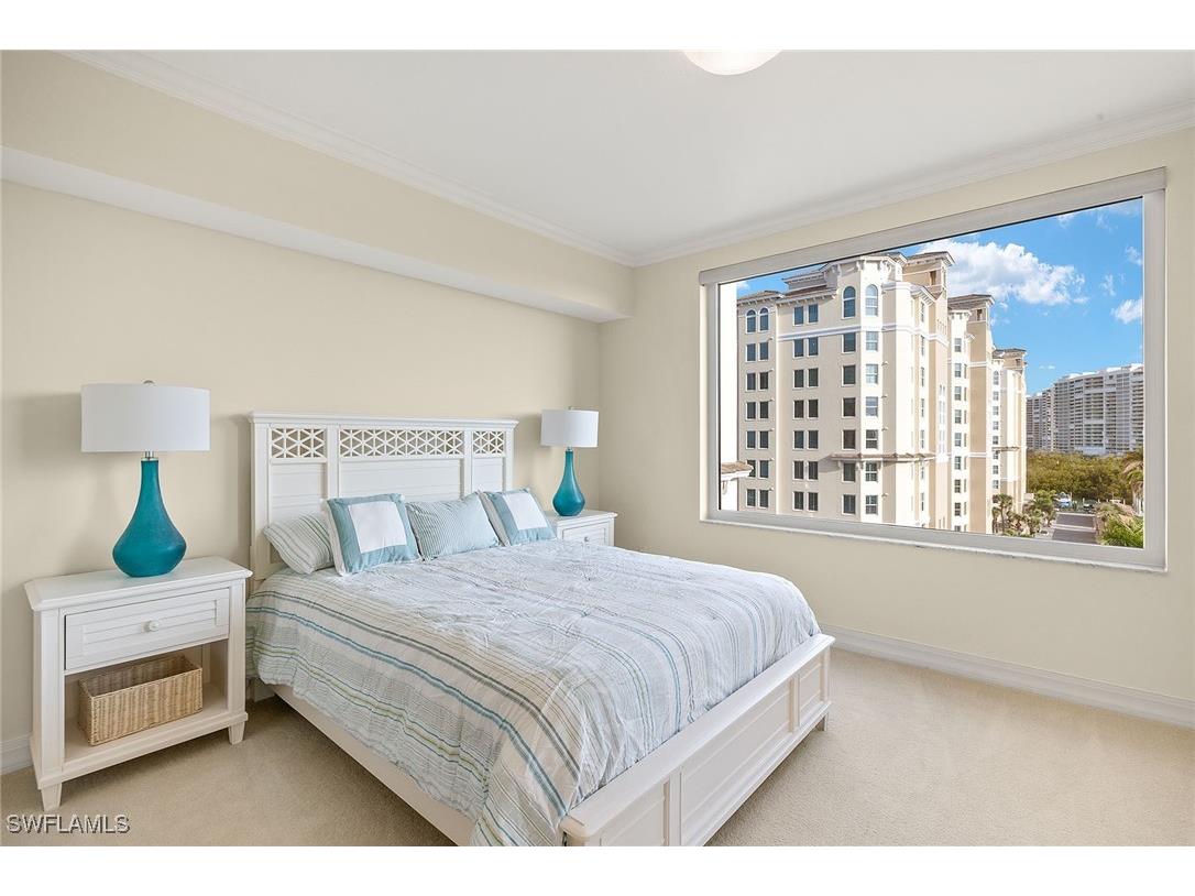 425 Dockside Drive #703 Naples FL 34110 225031838 image28