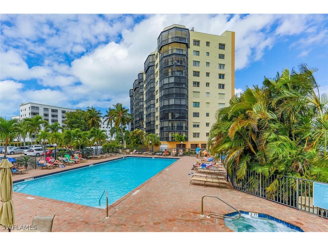 4263 Bay Beach Lane #111 Fort Myers Beach FL 33931 224057434 image16