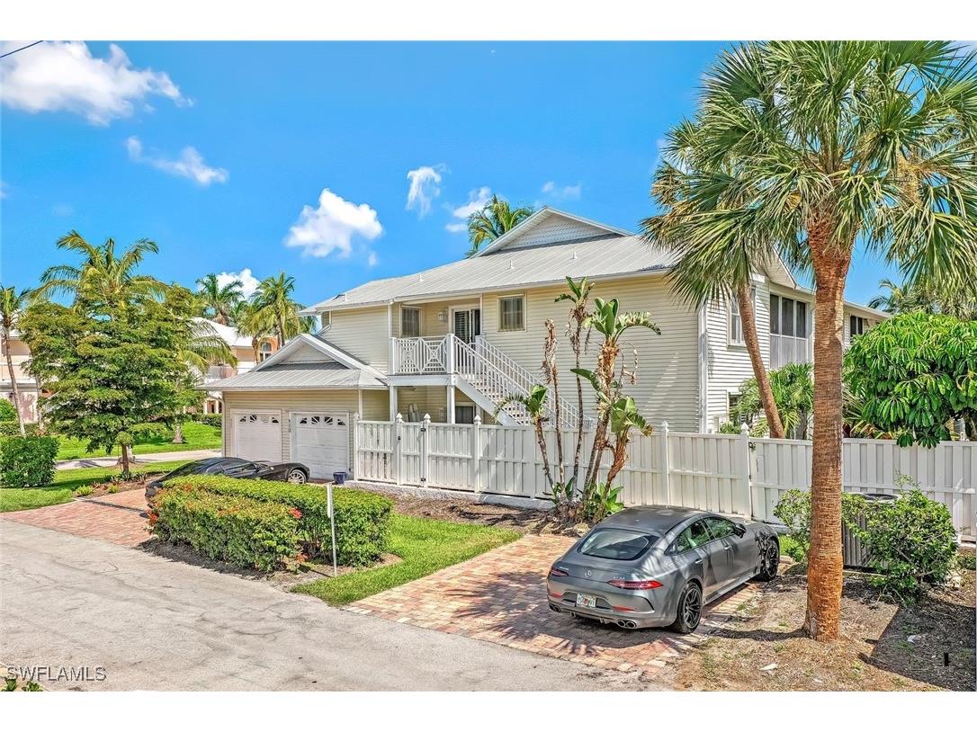 433 2nd Street S #B-202 Naples FL 34102 225021306 image4