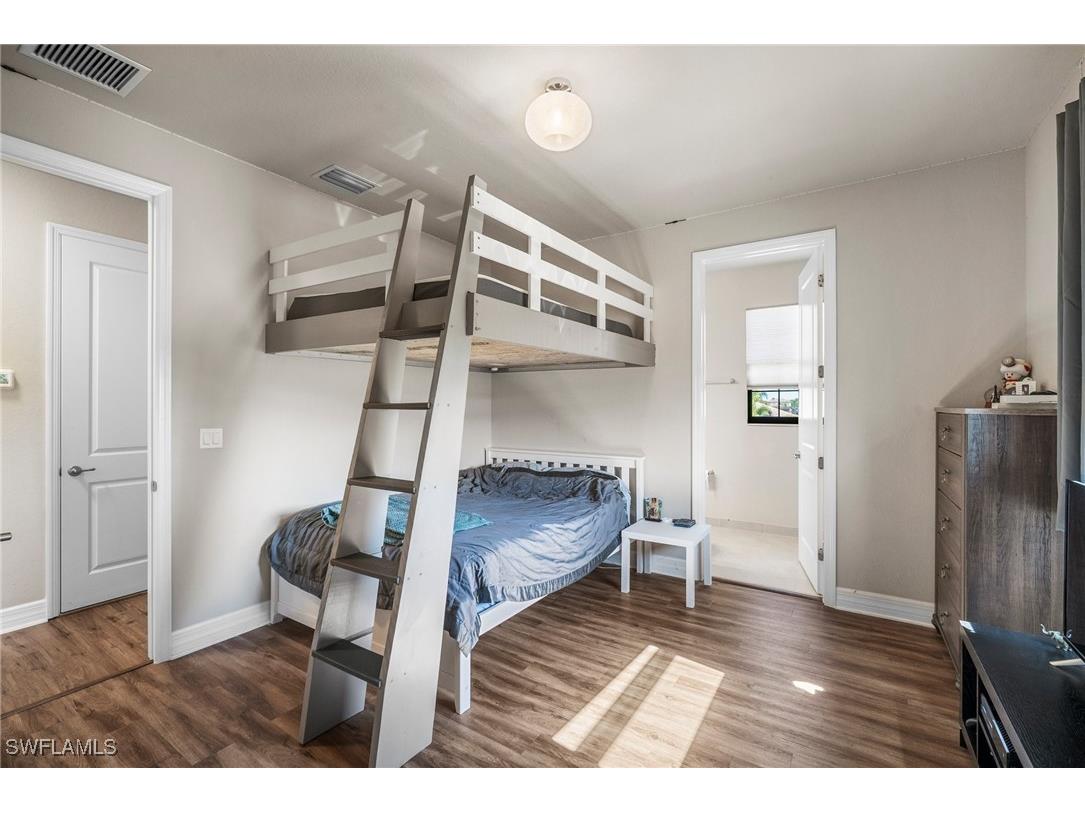 4334 Aurora Street Naples FL 34119 225040370 image39