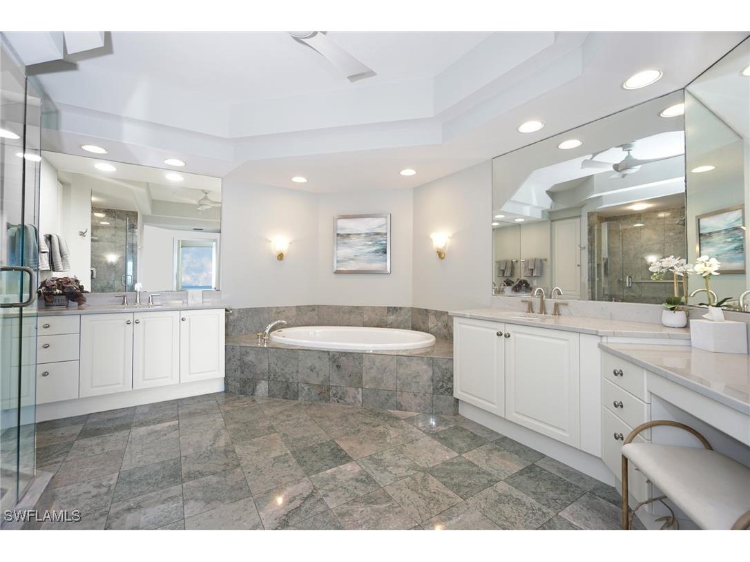 435 Dockside Drive #B803 Naples FL 34110 225014337 image25