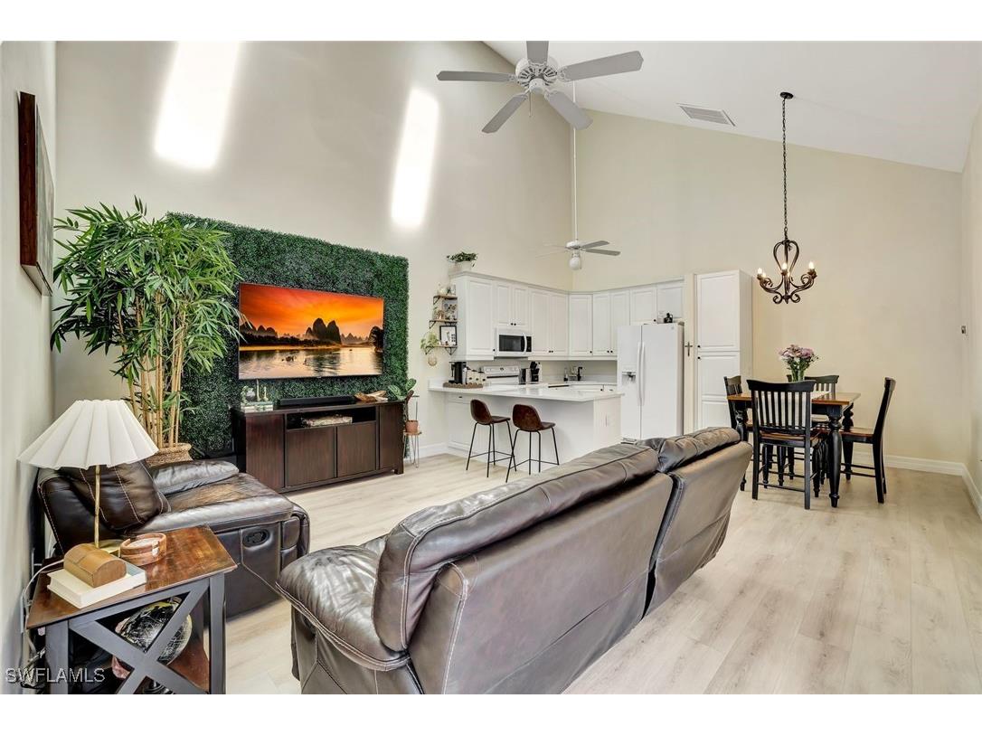 4350 Covey Circle #7A Naples FL 34109 225037305 image5