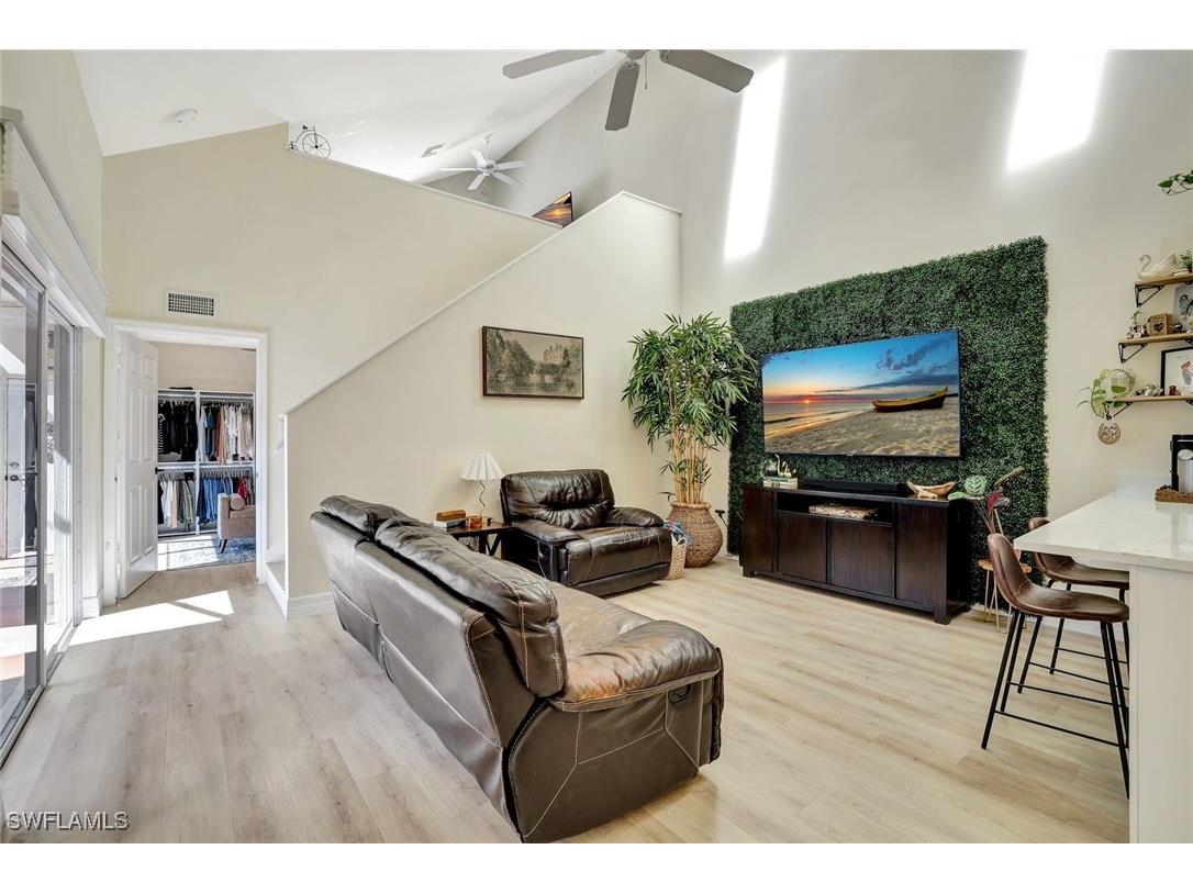 4350 Covey Circle #7A Naples FL 34109 225037305 image6