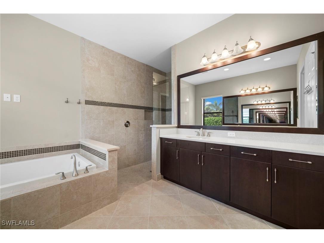 4365 Caldera Circle Naples FL 34119 224086199 image8