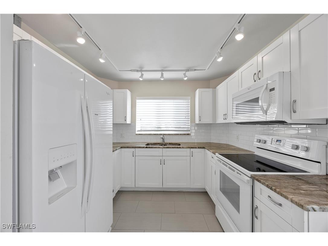 4372 27th Court SW #301 Naples FL 34116 225013846 image2