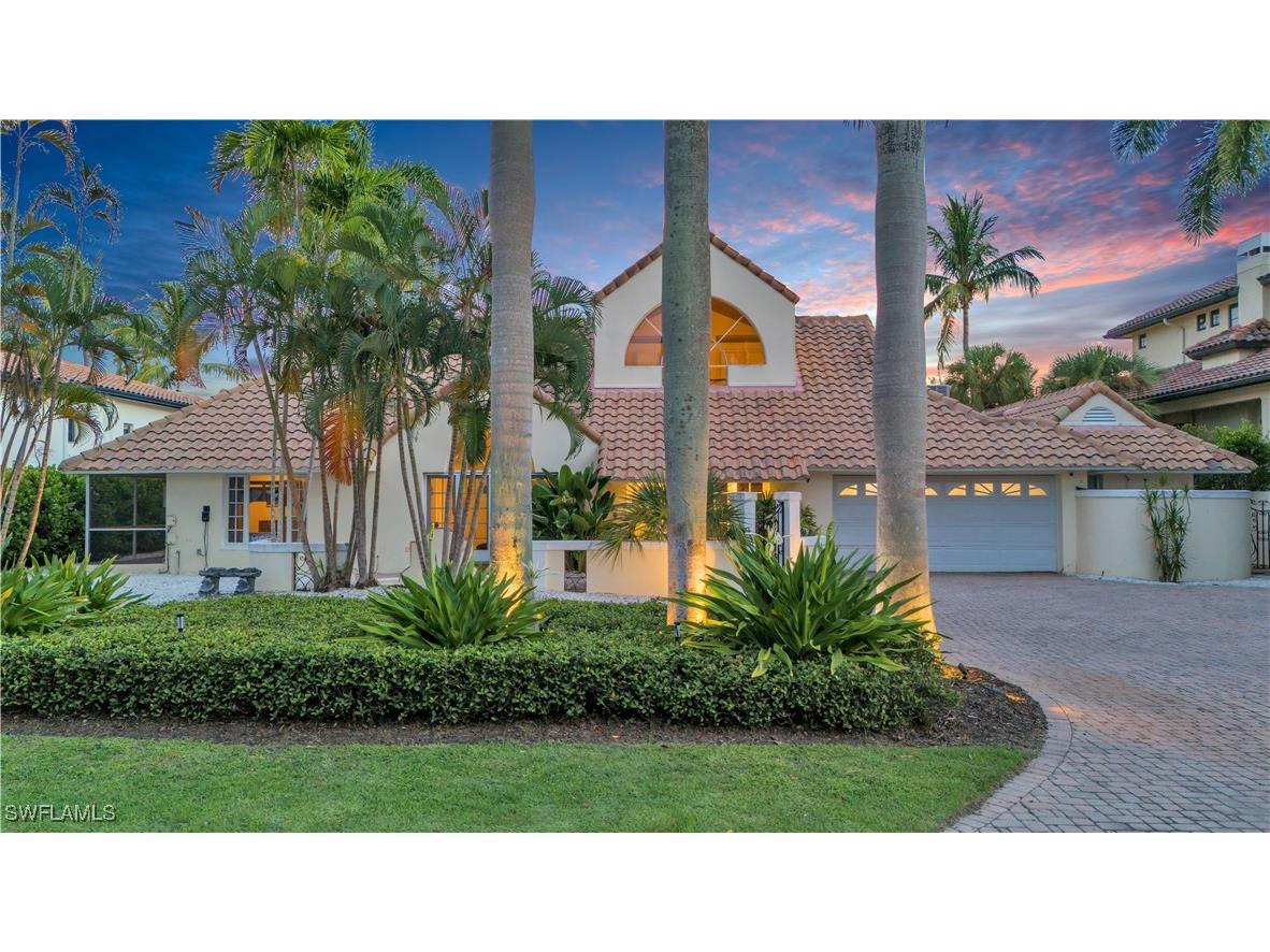 438 17th Avenue S Naples FL 34102 224069120 image1